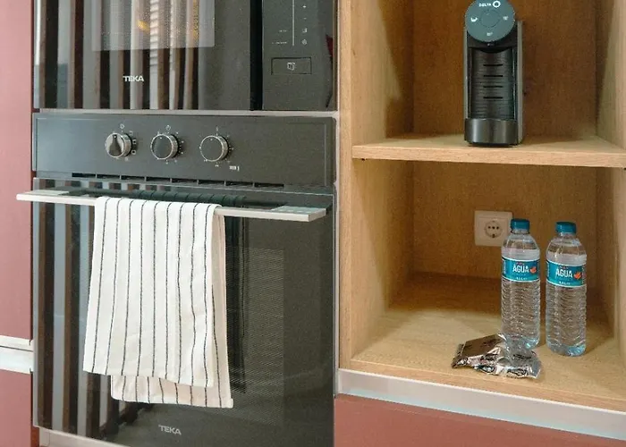 The Cale - Porto, Firmeza 1 * Porto